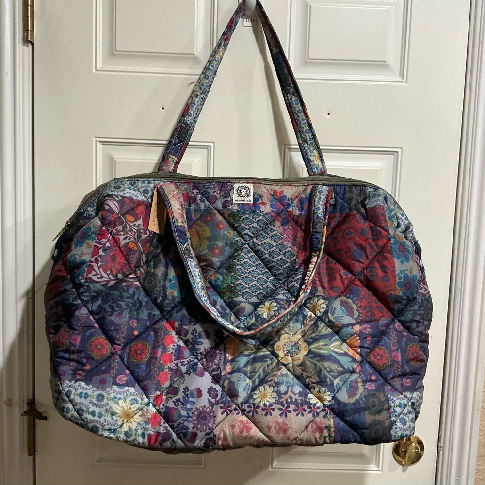 NATURAL LIFE Puffy Weekender Bag